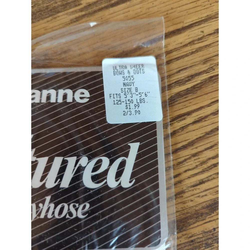 New Vintage Marianne Textured Pantyhose Size B Ultra Sheer Dots & Bows Navy Blue